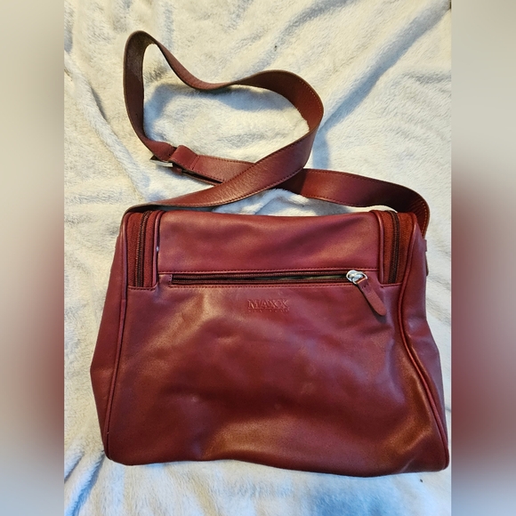Women's Maxx New York Organizer Satchel Purse Handbag Dark Red Leather Zip Up - Picture 1 of 4